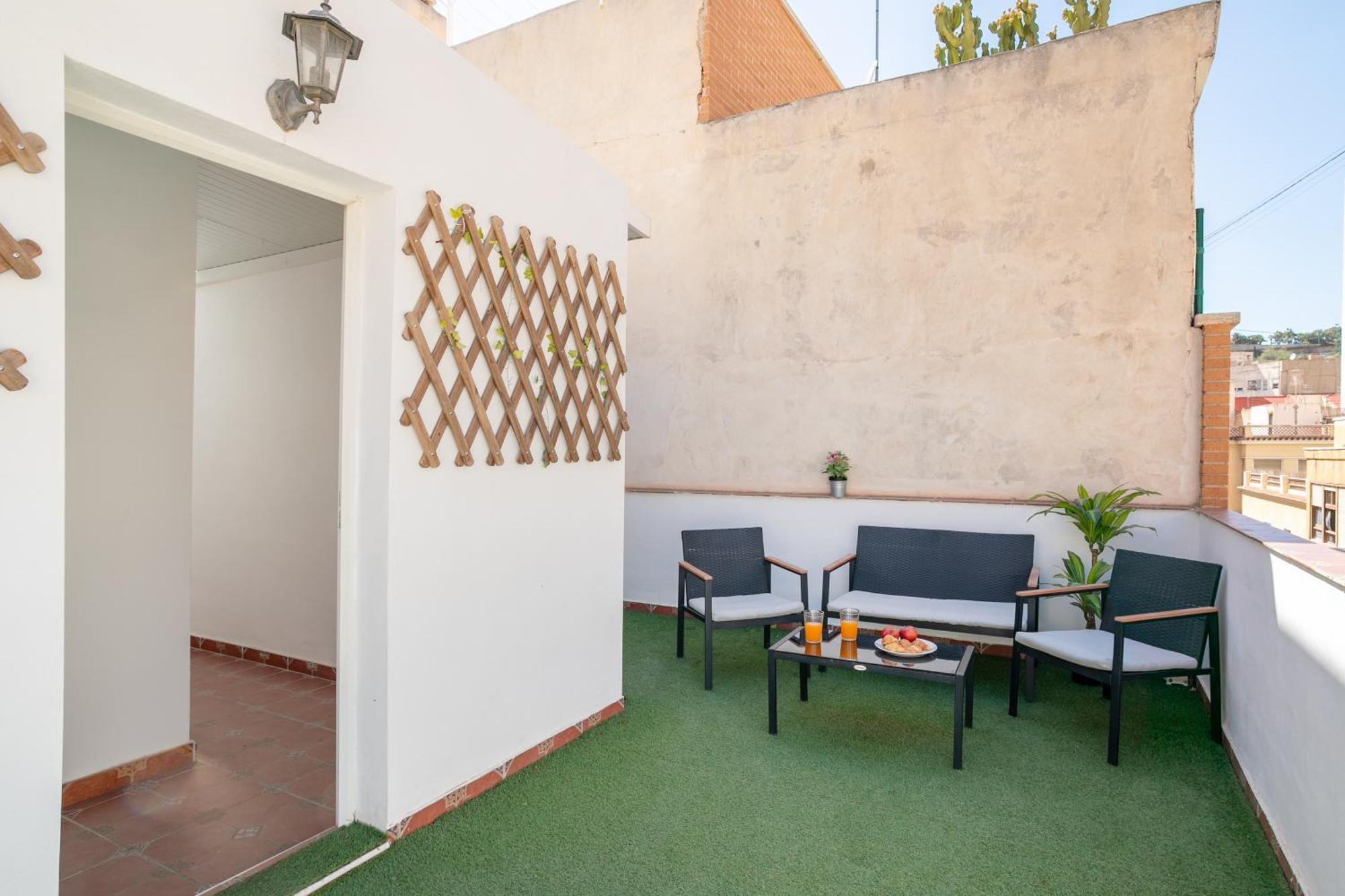 Apartamentos San Leandro, Centro Alicante Exterior photo