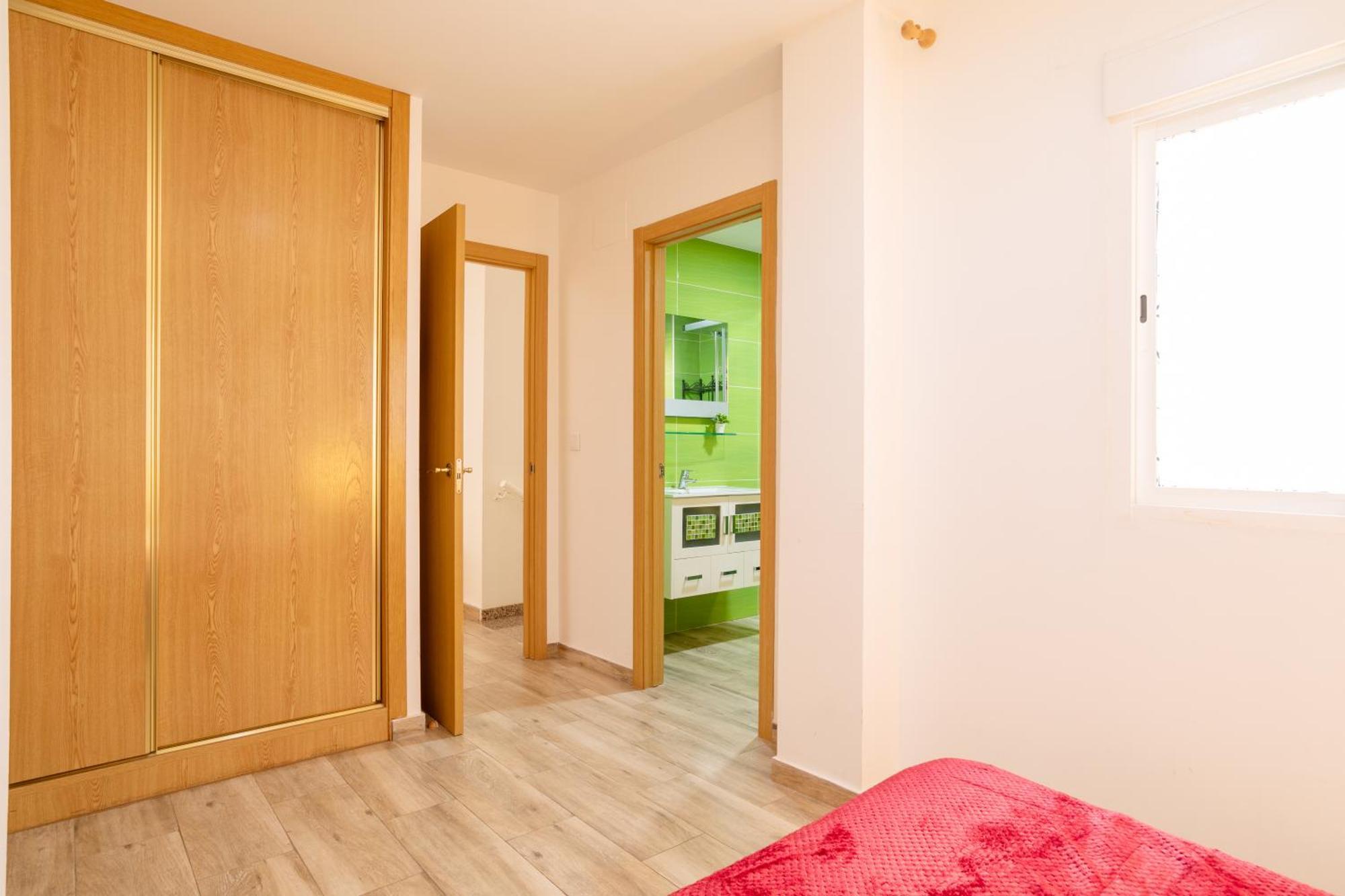 Apartamentos San Leandro, Centro Alicante Exterior photo